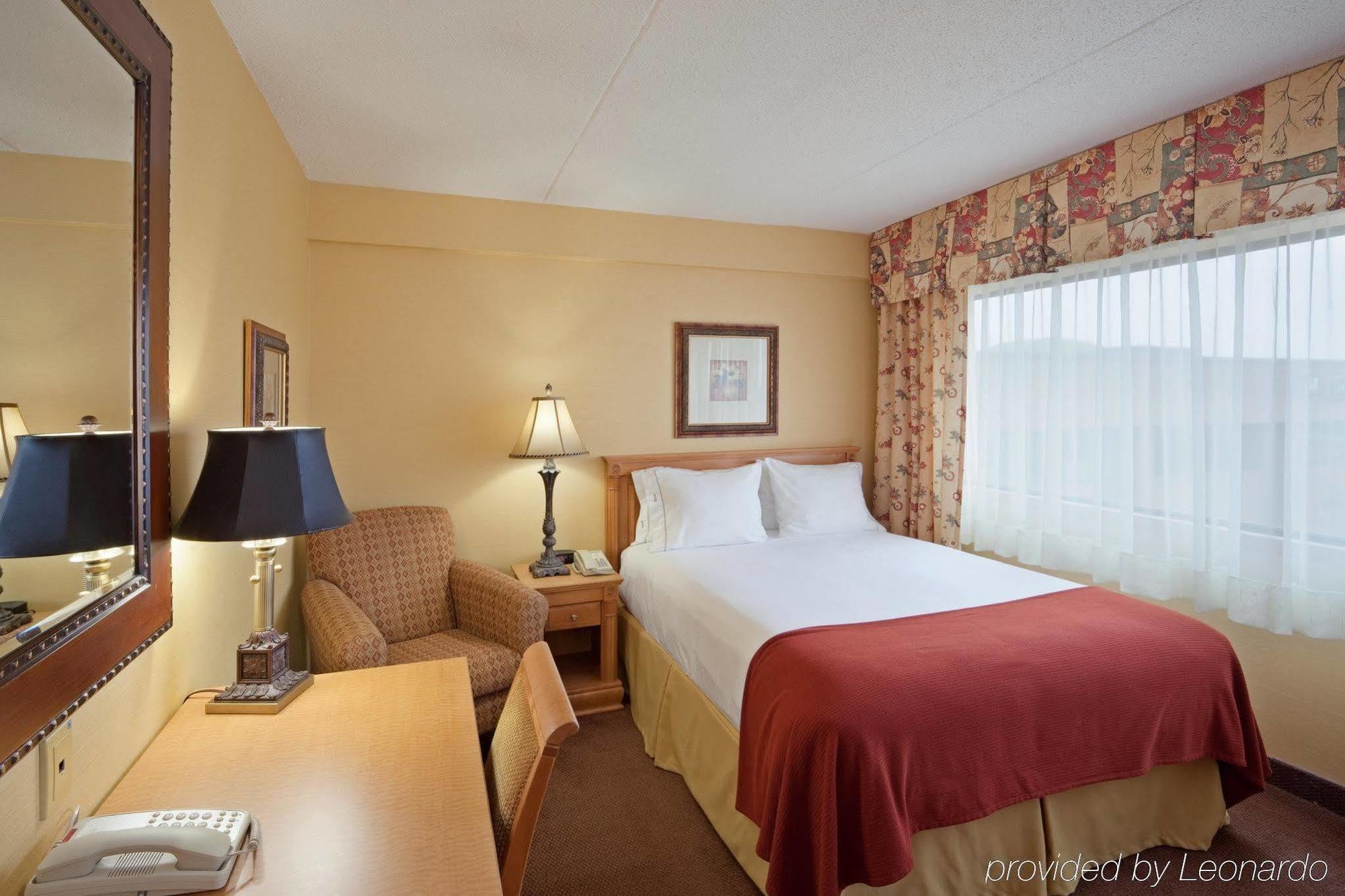 Holiday Inn Express Hotel & Suites Saint John Harbour Side By Ihg Екстериор снимка
